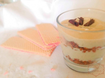 Cheesecake al pistacchio al cucchiaio